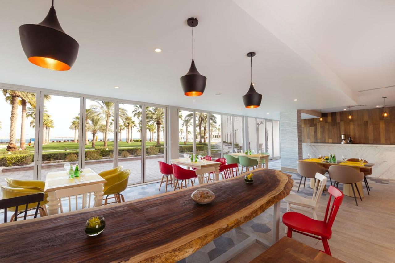 Sealine Beach, A Murwab Resort Mesaieed Ngoại thất bức ảnh The Beach Club