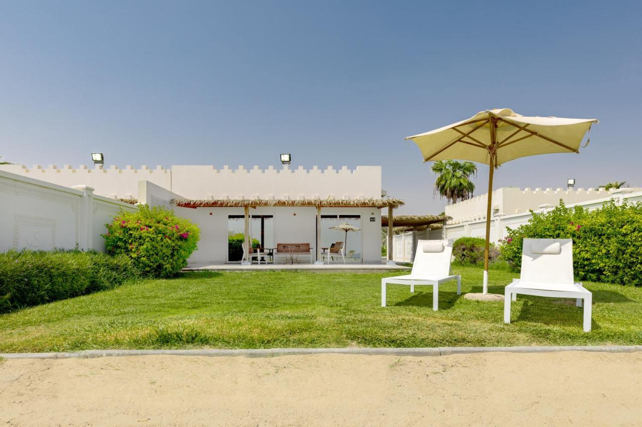 Sealine Beach, A Murwab Resort Mesaieed Ngoại thất bức ảnh A villa in Al Reef